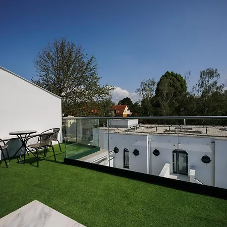 Bauhaus Wellness 105 * Siofok