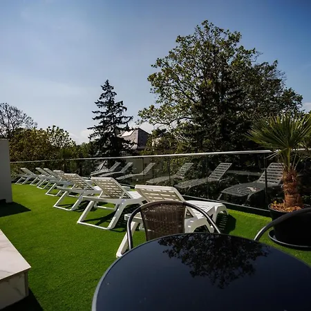 Bauhaus Wellness 105 Apartment Siofok