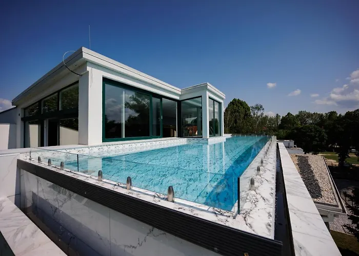 Bauhaus Wellness 105 公寓