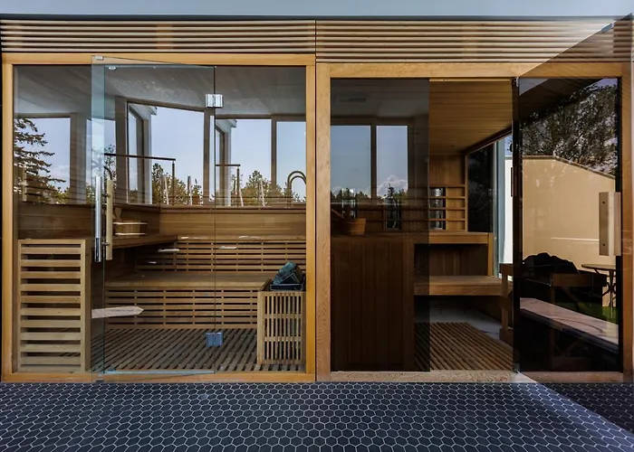 Bauhaus Wellness 105 * Siofok