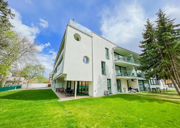 Bauhaus Wellness 105 Siofok