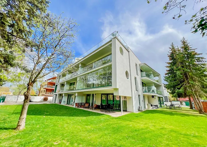 Bauhaus Wellness 105 Apartment Siofok